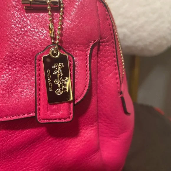 Coach Madison Pink Leather & Gold Crossbody strap & Colorful Tassel & Chain) - Picture 4 of 12